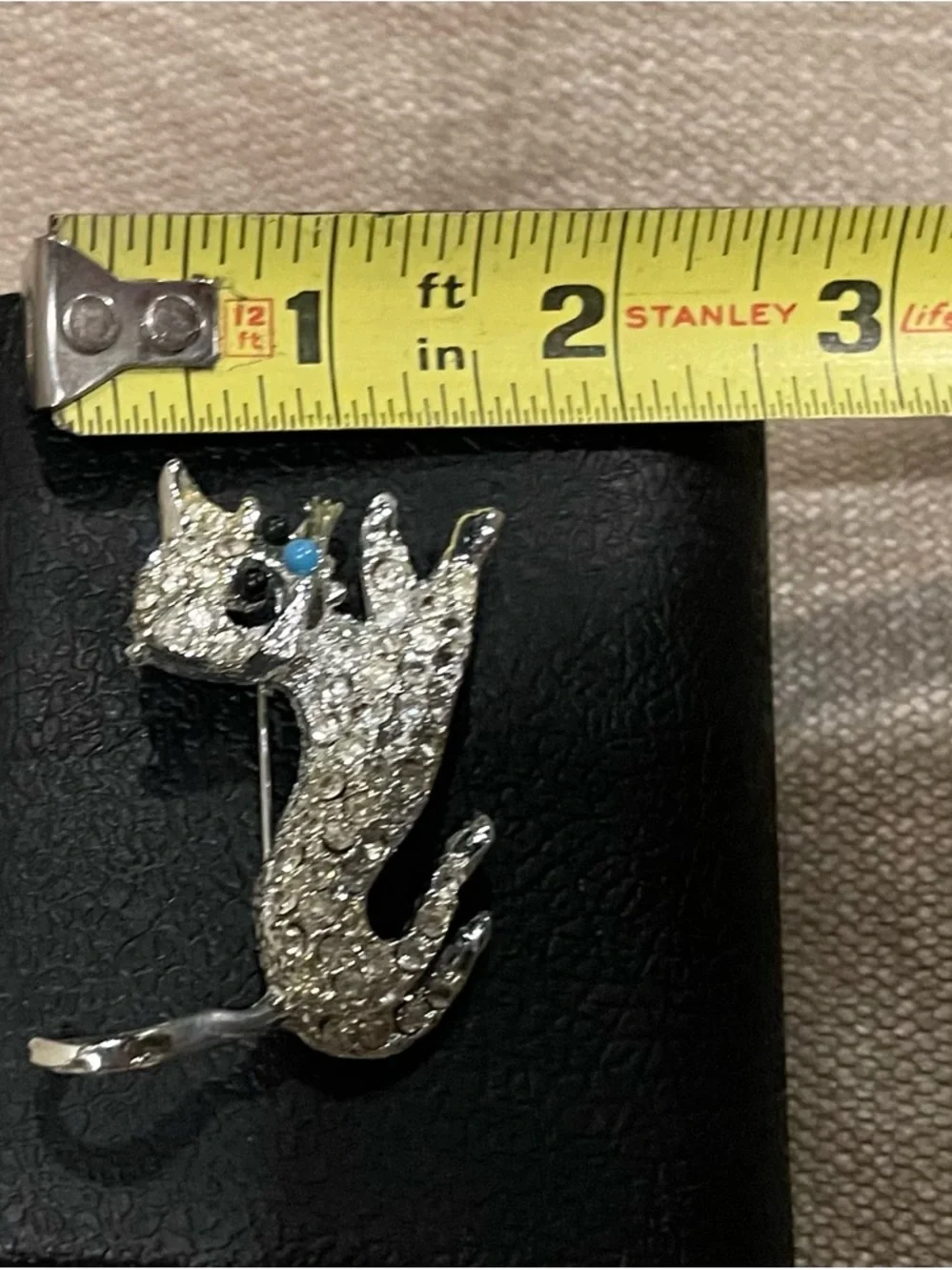 Crystal Cat Brooch Pin - Silver Sparkle Cat Accessory